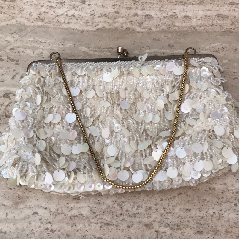Pearl white small clutch (beaded) 💕 💕💕